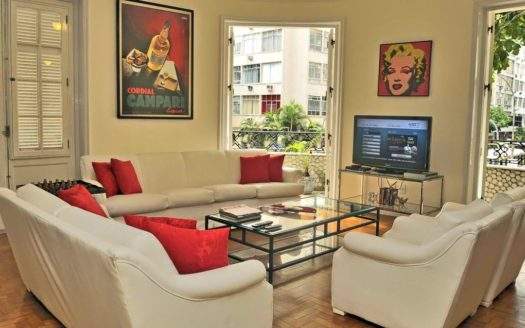 Real Estate in Copacabana - ID 758: Living room