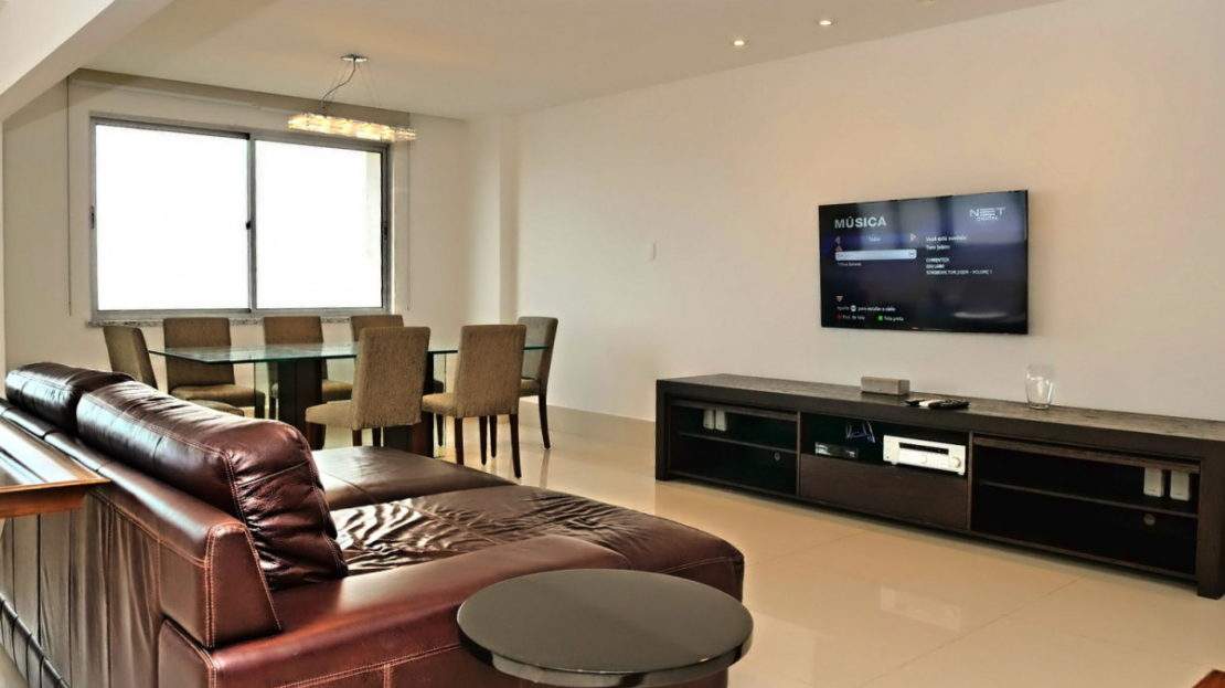 Luxury front beach home in Copacabana  – ID 791
