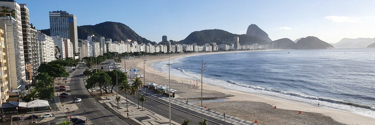 Copacabana webcam directed to Posto 5